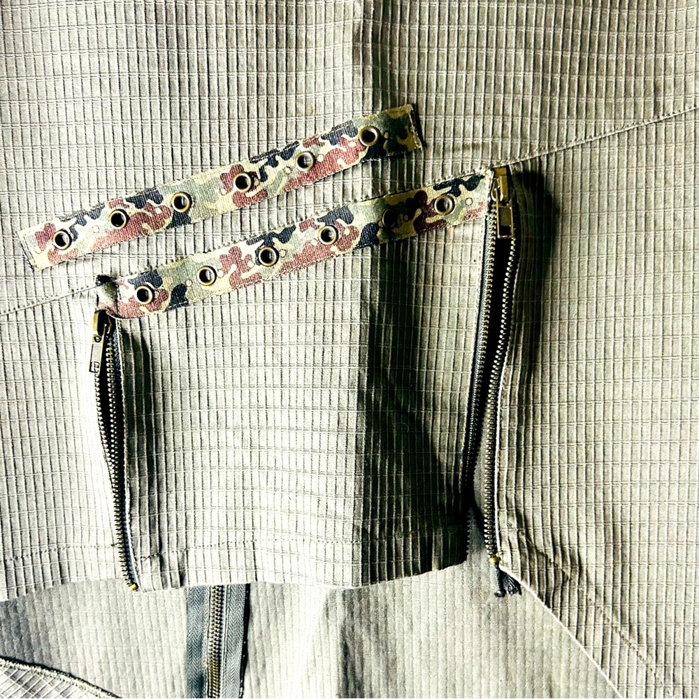 š„°RAP JEANS - Picture 5 of 10